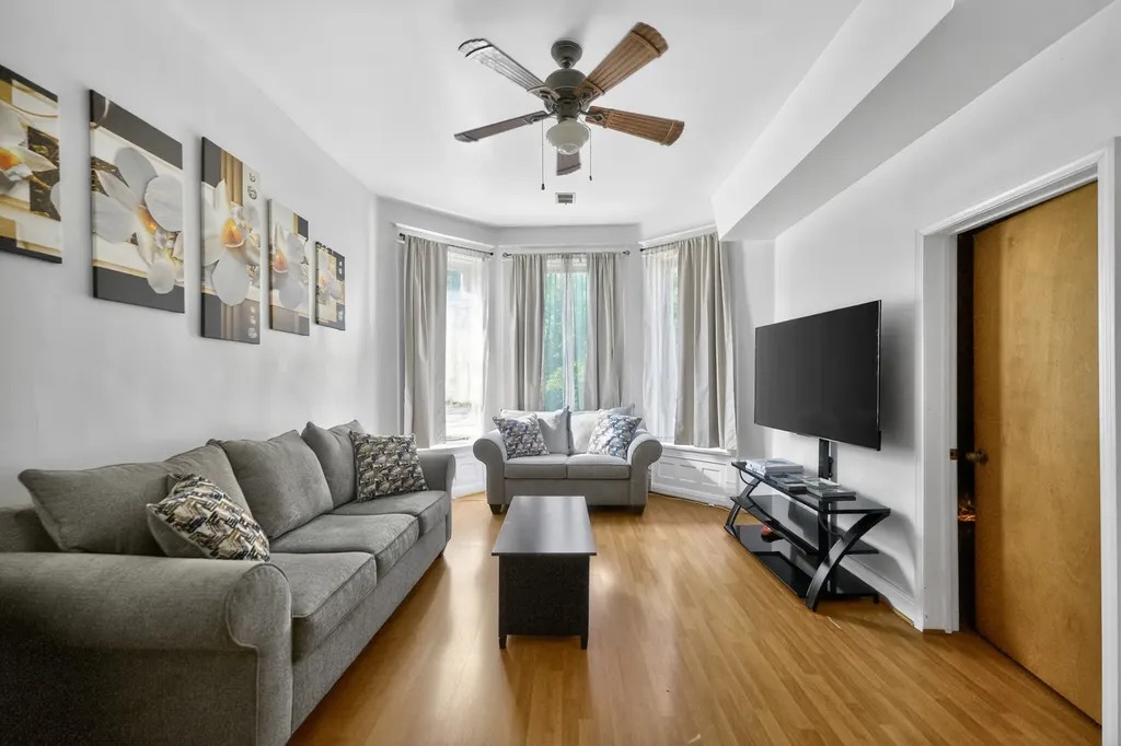 3248 West Douglas Boulevard Chicago IL 60623