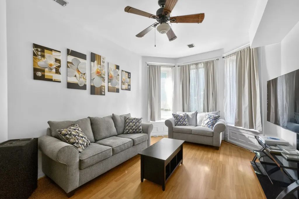 3248 West Douglas Boulevard Chicago IL 60623