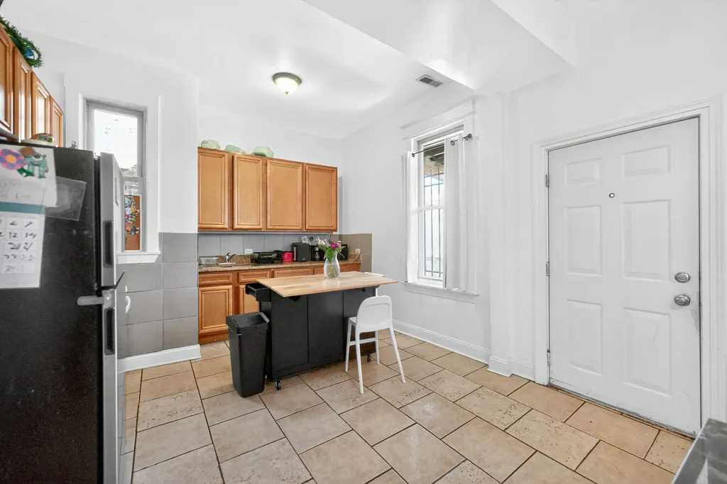 3248 West Douglas Boulevard Chicago IL 60623