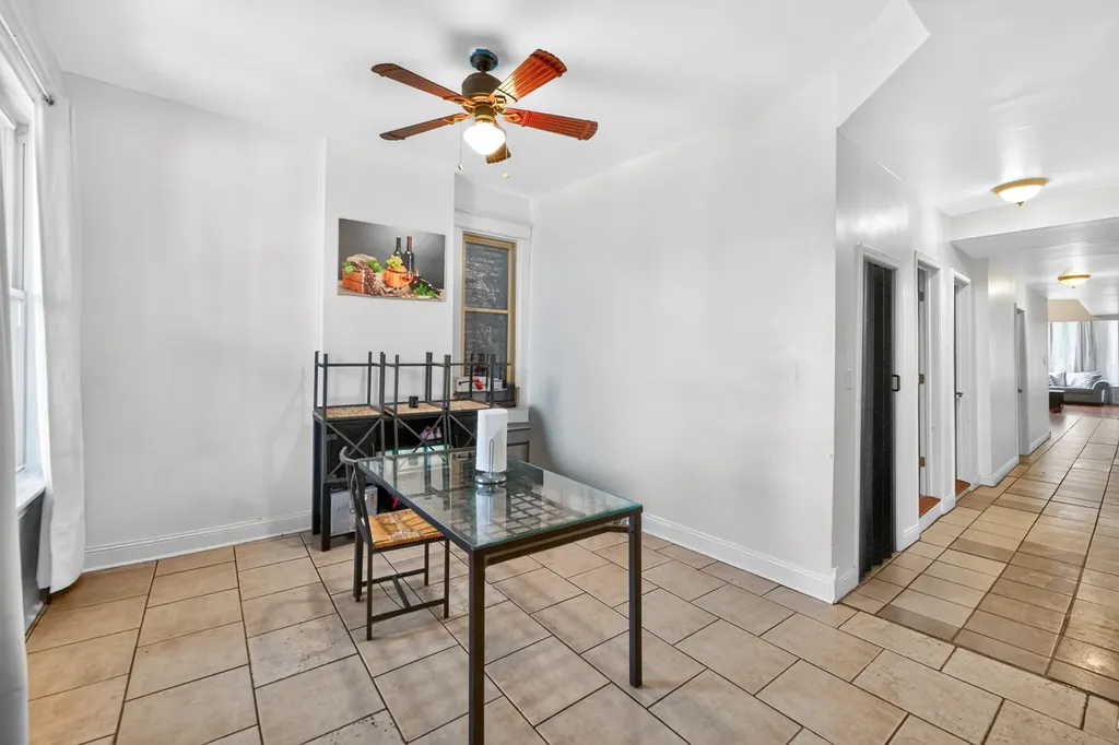 3248 West Douglas Boulevard Chicago IL 60623