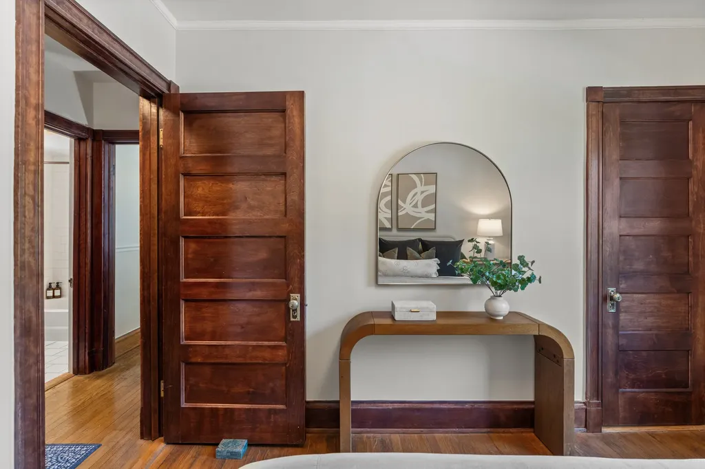 3764 North Magnolia Avenue Chicago IL 60613