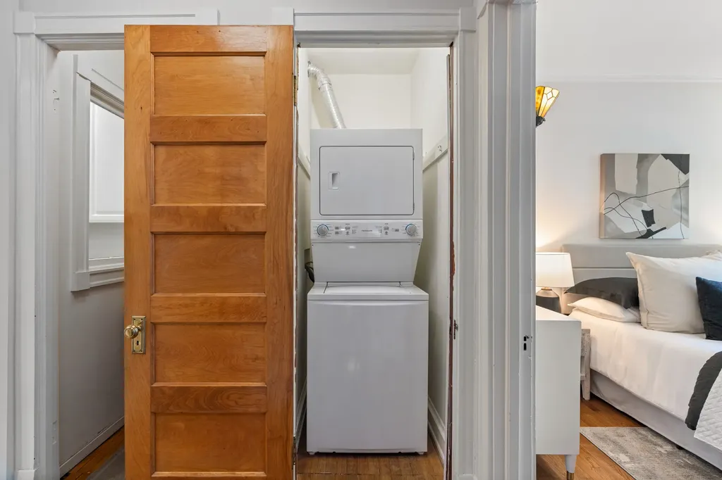 3764 North Magnolia Avenue Chicago IL 60613