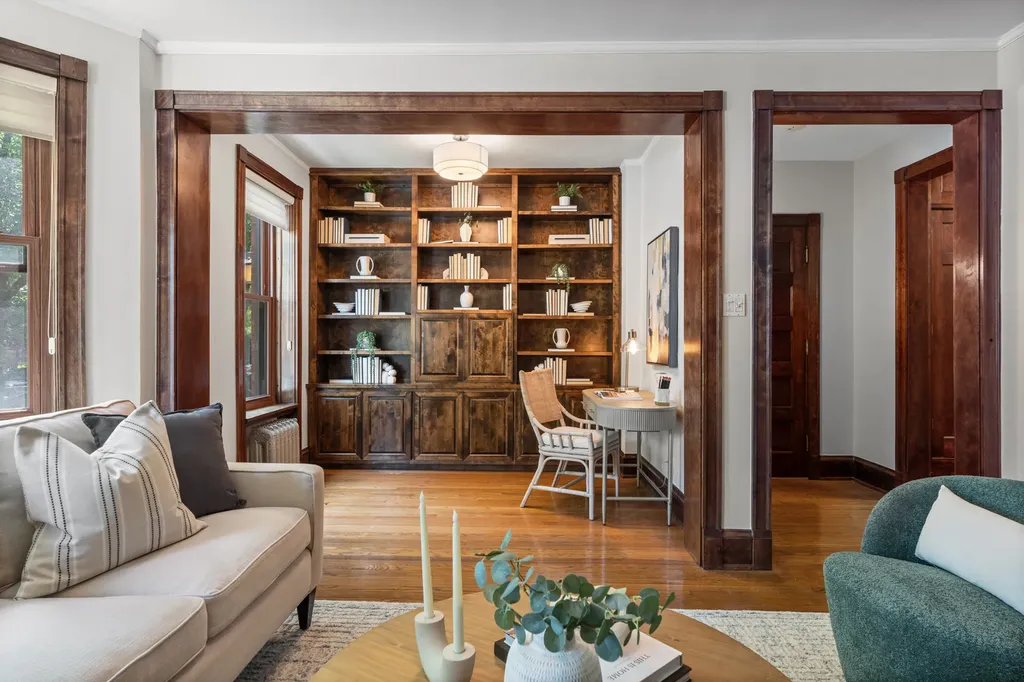 3764 North Magnolia Avenue Chicago IL 60613