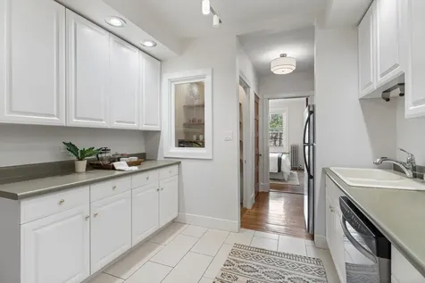 3764 North Magnolia Avenue Chicago IL 60613