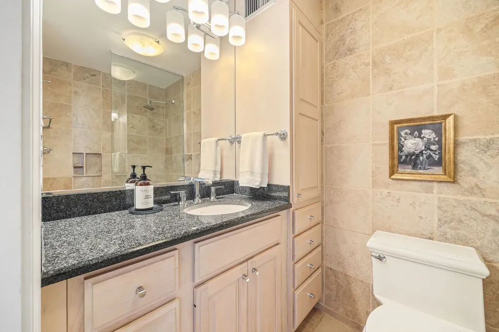 100 East Walton Street Chicago IL 60611