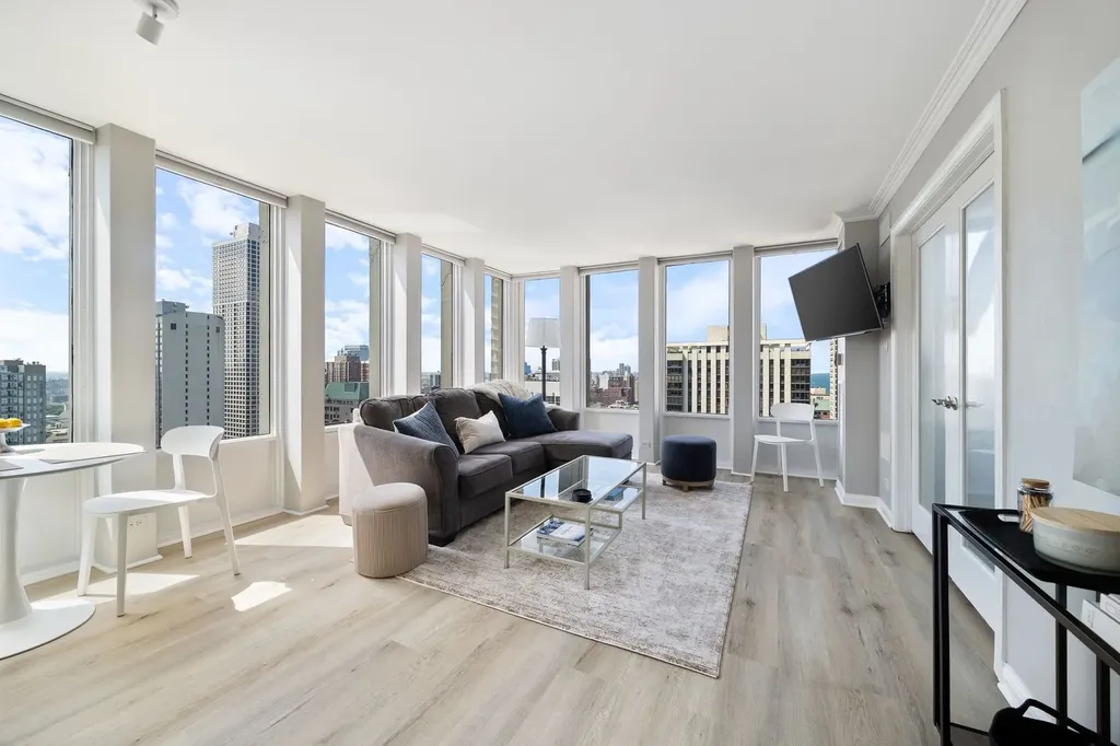 100 East Walton Street Chicago IL 60611