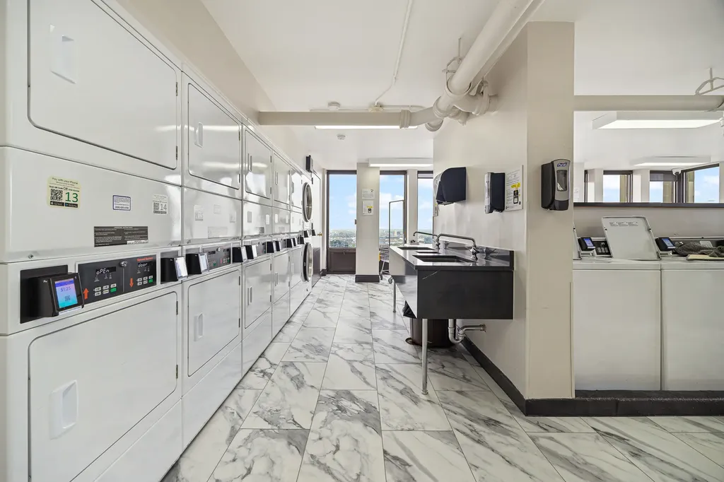 100 East Walton Street Chicago IL 60611