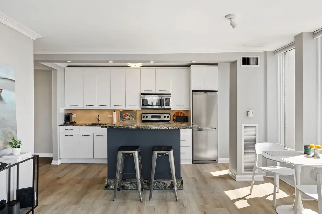 100 East Walton Street Chicago IL 60611