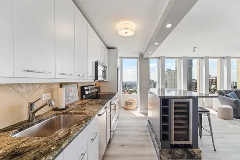 100 East Walton Street Chicago IL 60611