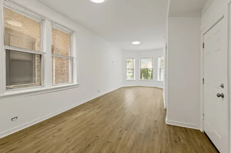 1349 West Taylor Street Chicago IL 60607