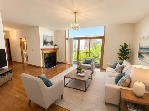 2375 West Montana Street Chicago IL 60647