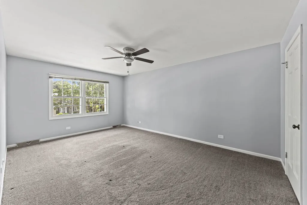 223 Winslow Court Naperville IL 60565