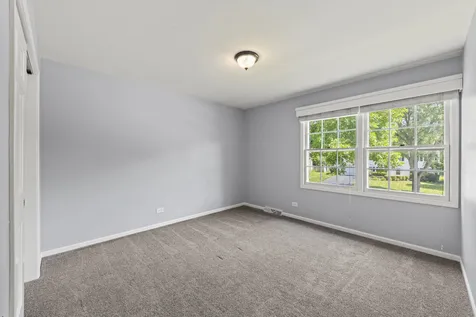 223 Winslow Court Naperville IL 60565