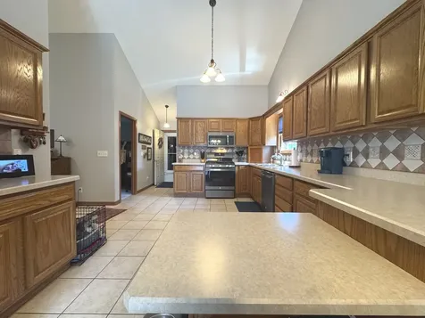 250 Highpoint Circle S Bourbonnais IL 60914