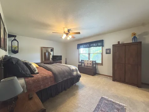 250 Highpoint Circle S Bourbonnais IL 60914