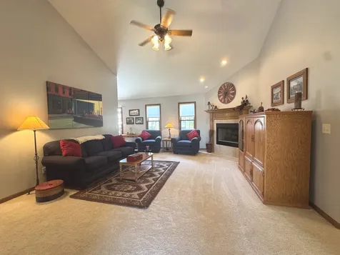 250 Highpoint Circle S Bourbonnais IL 60914