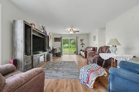 311 East Meuser Drive Paxton IL 60957