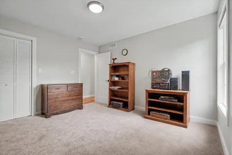 311 East Meuser Drive Paxton IL 60957