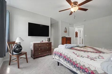 311 East Meuser Drive Paxton IL 60957