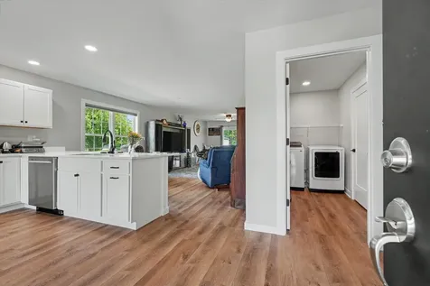 311 East Meuser Drive Paxton IL 60957