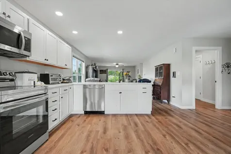 311 East Meuser Drive Paxton IL 60957