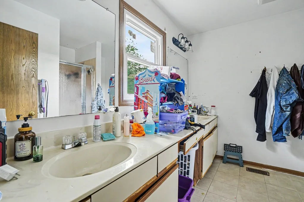 261 Vista Drive Bolingbrook IL 60490