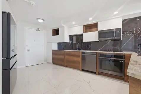 300 North State Street Chicago IL 60654