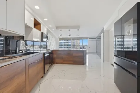 300 North State Street Chicago IL 60654