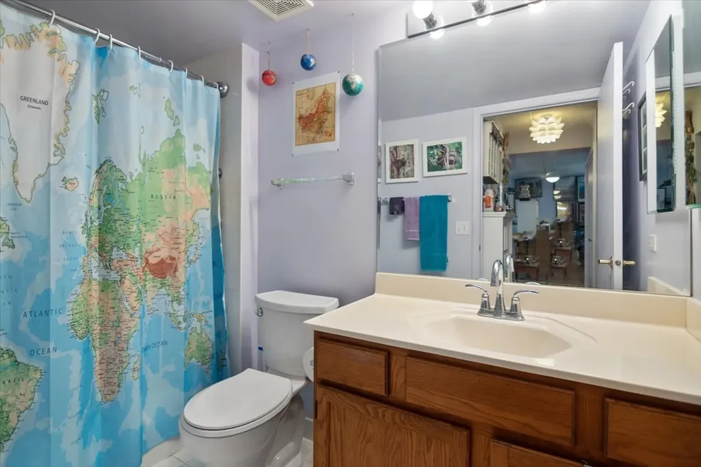 5360 North Lowell Avenue Chicago IL 60630
