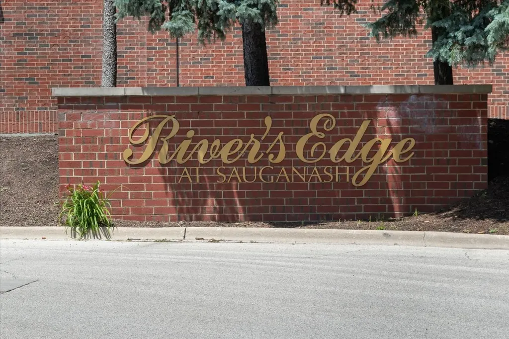 5360 North Lowell Avenue Chicago IL 60630