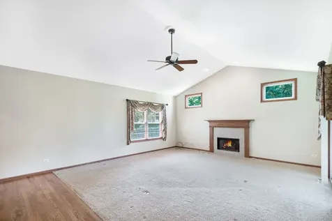 154 Center Street Crystal Lake IL 60014