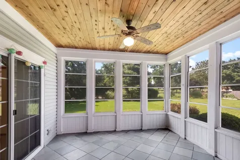 154 Center Street Crystal Lake IL 60014