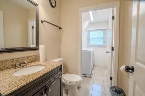 943 Shady Tree Lane Wheeling IL 60090