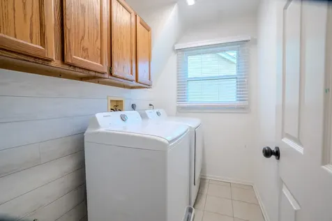 943 Shady Tree Lane Wheeling IL 60090