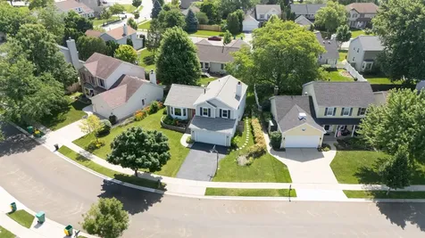 943 Shady Tree Lane Wheeling IL 60090