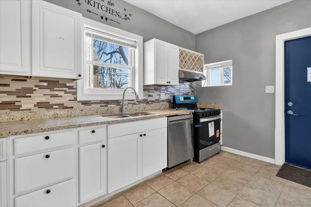 1 East 114th Street Chicago IL 60628
