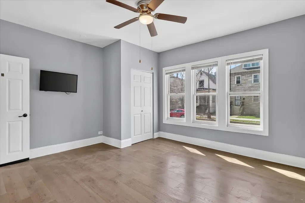 1 East 114th Street Chicago IL 60628