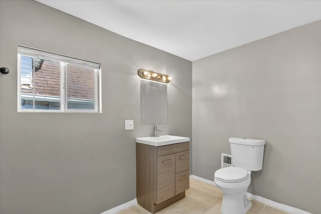 1 East 114th Street Chicago IL 60628