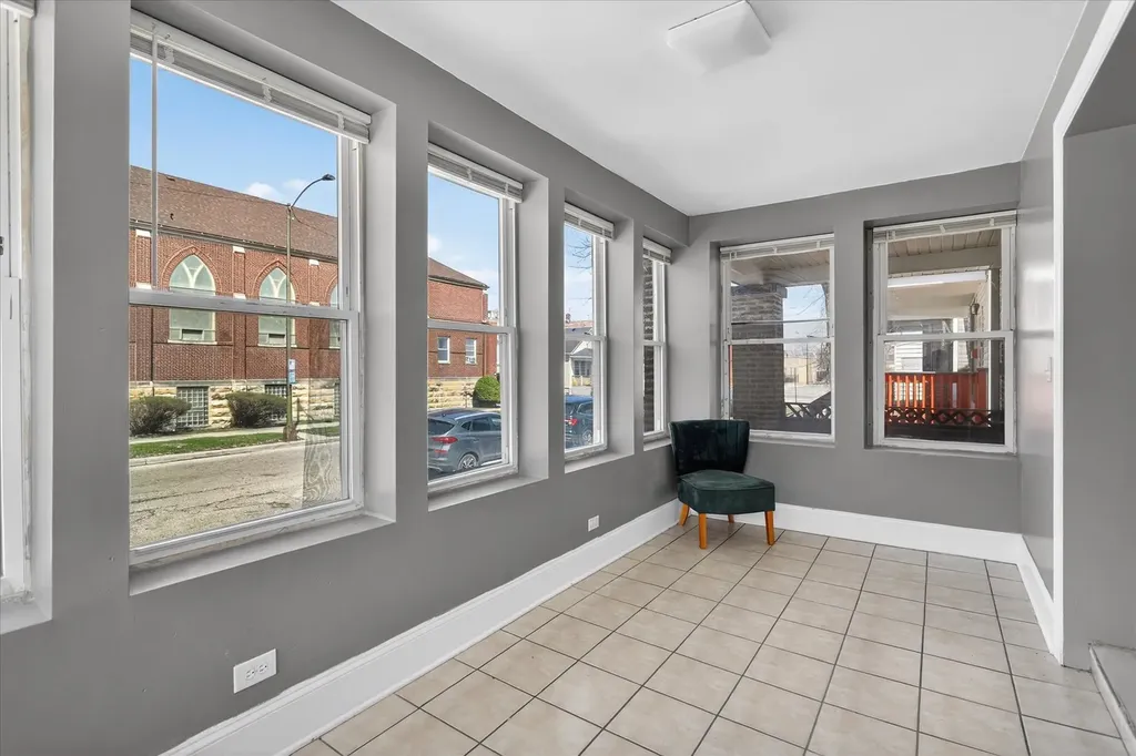 1 East 114th Street Chicago IL 60628
