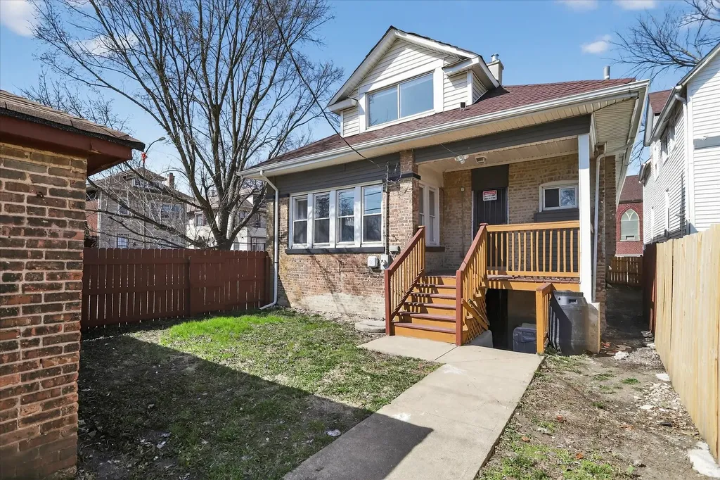 1 East 114th Street Chicago IL 60628