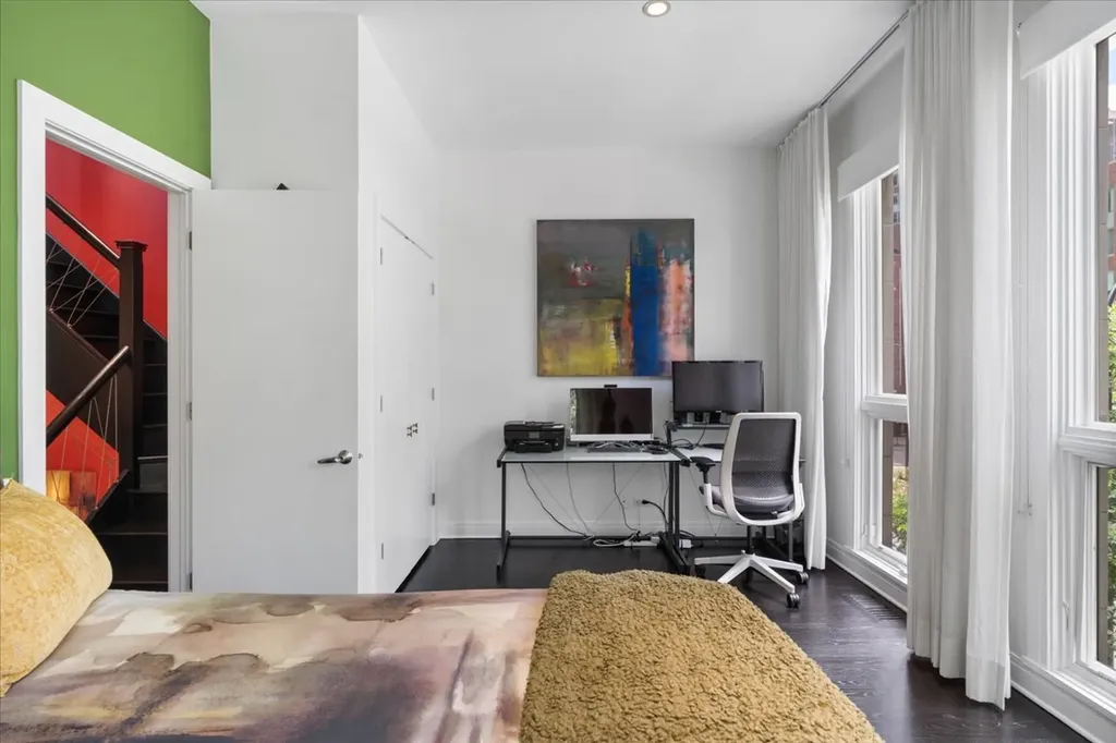 447 North Mcclurg Court Chicago IL 60611