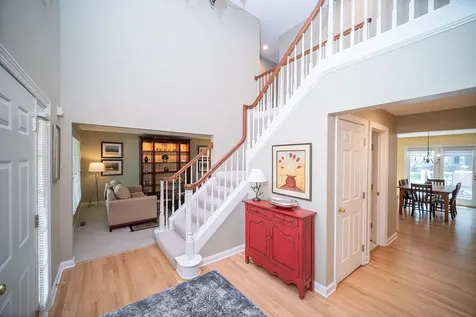 5421 Regents Park Road Rockford IL 61107