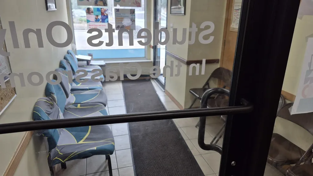 6316 North Lincoln Avenue Chicago IL 60659