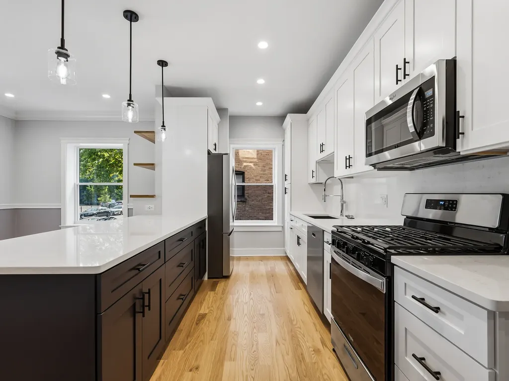 959 East 61st Street Chicago IL 60637