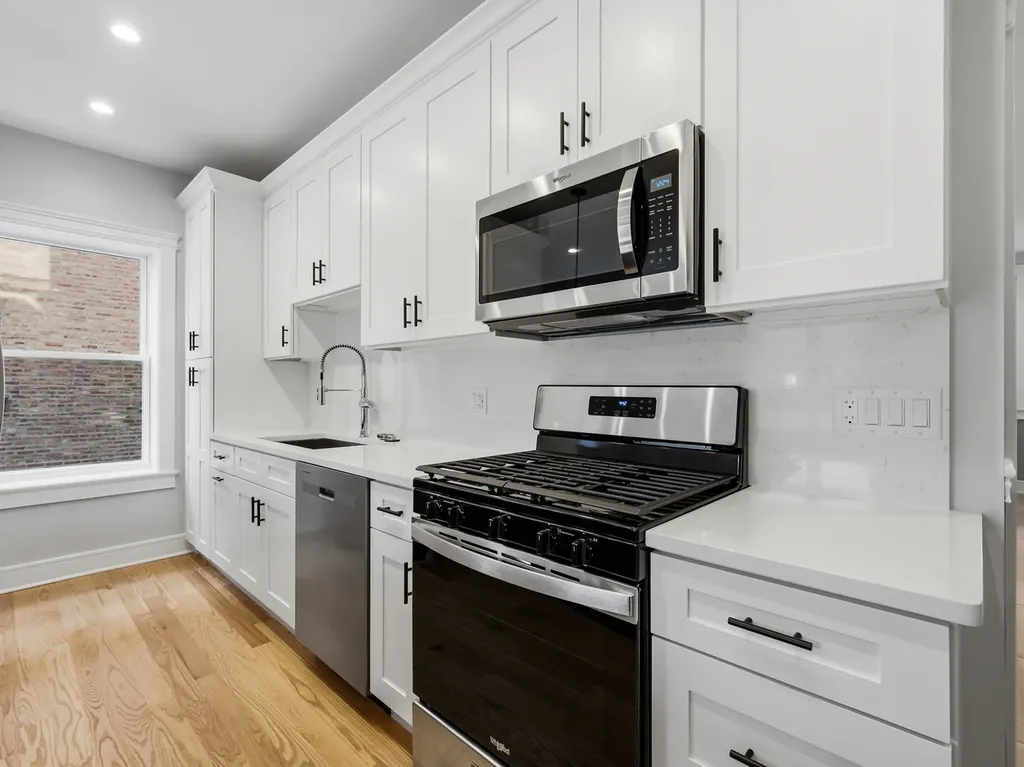 959 East 61st Street Chicago IL 60637