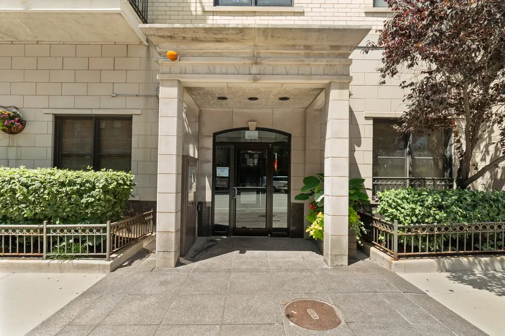 520 North Halsted Street Chicago IL 60642