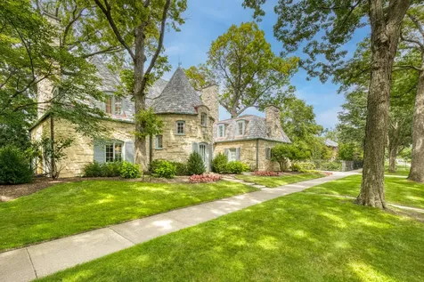 1339 Forest Avenue River Forest IL 60305