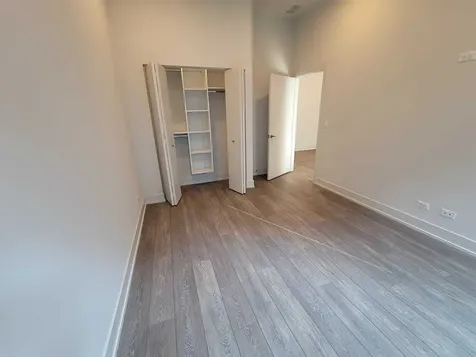 853 North Larrabee Street Chicago IL 60610