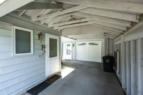 3712 10 Avenue Court Moline IL 61265