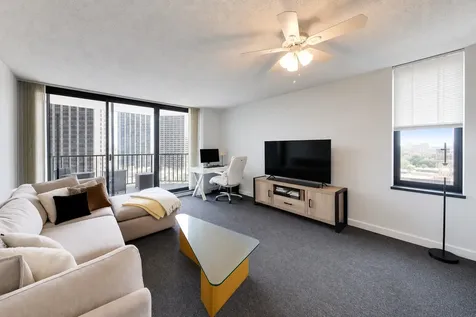 3660 North Lake Shore Drive Chicago IL 60613